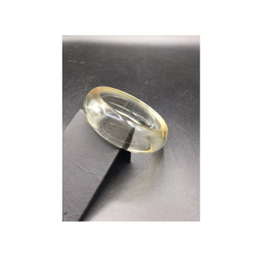 Ensemble de bagues bracelets en acrylique naturel Bijoux artisanaux faits à la main et couleur blanche pour la vente d'accessoires - Product Image 3