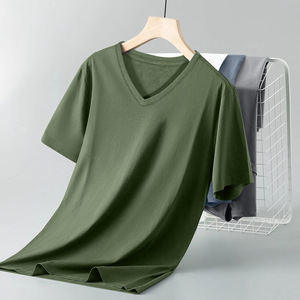 <span class=keywords><strong>T</strong></span>-<span class=keywords><strong>shirt</strong></span> da Uomo Estiva OEM Personalizzata in Puro Cotone con <span class=keywords><strong>Scollo</strong></span> a <span class=keywords><strong>V</strong></span>, Tinta Unita Slim, Casual da Sottogiacca - Product Image 1