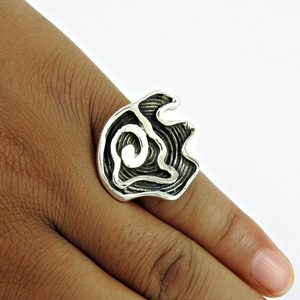 แหวนเงินสเตอร์ลิงออกซิไดซ์โบราณ925ดีไซน์ร่วมสมัยสำหรับช่างอินเดียเครื่องประดับแฮนด์เมดชั้นดี - Product Image 2