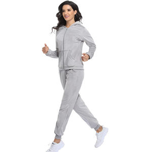 ชุดวอร์มลำลองสำหรับผู้หญิง แบบสองชิ้น ทรงหลวม ผ้าเนื้อนุ่ม เหมาะสำหรับออกกำลังกาย พักผ่อน และสวมใส่ในชีวิตประจำวัน - Product Image 2