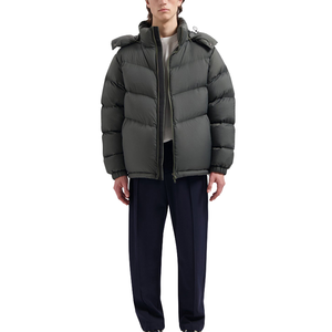 Veste matelassée en toile sur mesure pour homme décontractée avec col montant et logo frontal - Haute qualité coupe-vent et respirante - Product Image 1