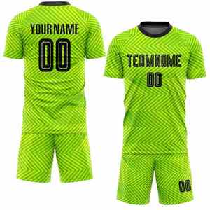 Nom et logo personnalisés uniformes de football à bas prix de la meilleure qualité uniformes de football pour hommes du meilleur style pour adultes fabriqués en usine - Product Image 2