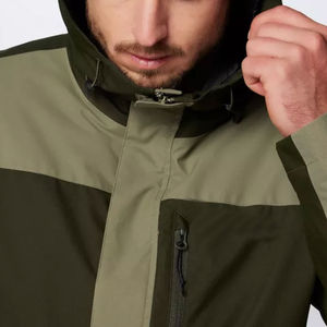 Suministro directo de fábrica Ropa informal para hombres Chaqueta de lluvia Ropa de moda Venta caliente Precio barato Chaquetas de lluvia impermeables para hombres personalizadas - Product Image 5
