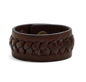 Nouveauté Bracelet en cuir à fermoir magnétique style punk pour homme Bracelet en cuir tressé à double couche - Product Image 5