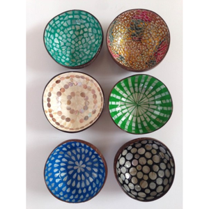 Cuenco de coco lacado Precio razonable Artesanía de conchas marinas para ensaladas de frutas Diseño personalizado Fabricante vietnamita - Product Image 2