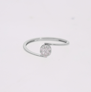 Anillo de diamante natural de oro amarillo de 14K con racimo redondo en elegante diseño de derivación con ajuste de punta Starburst para mujer - Product Image 5