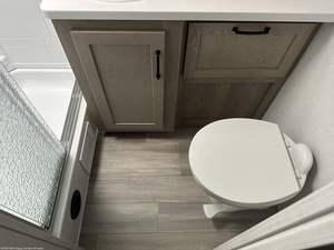 Buen servicio RV van Camper todoterreno RV caravana para la venta Hecho en China caravana RV camper - Product Image 3