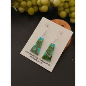 Pendientes Colgantes de Plata de Ley y Turquesa Verde Mohave Navajo, Diseño Geométrico en Losa, Hechos a Mano - Product Image 4