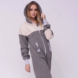 Onesie en polaire élégante et confortable pour femmes-Parfait pour se prélasser et porter la nuit-Tissu de haute qualité - Product Image 1