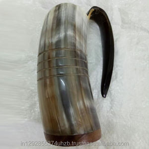 Taza de Cuerno de Búfalo Natural Hecha a Mano con Acabado Pulido, Asa Resistente, Tapa de Bambú, Estilo Contemporáneo para Cerveza, Vino, Jugo, Uso en Fiestas - Product Image 4