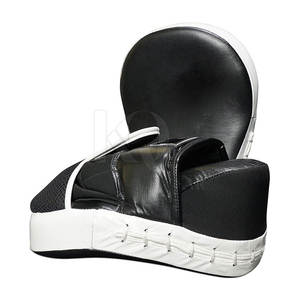 Custom High Quality <b>Focus</b> <b>Pads</b> for Boxing and MMA Training Durable Leather Lightweight & Comfortable OEM Supply - Product Image 6