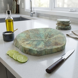 Planche à découper artisanale en bois de tamarin écologique pour fruits, légumes et viande - Compatible lave-vaisselle - Product Image 6