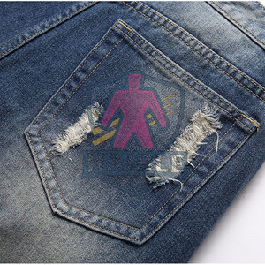 กางเกงยีนส์ขาสั้นผู้ชายดีไซน์ทันสมัยสั่งทำได้ ระบายอากาศดี เป็นมิตรกับสิ่งแวดล้อม บริการ OEM ราคาถูก พร้อมจำหน่าย - Product Image 3