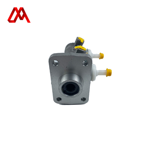 Maître-cylindre <span class=keywords><strong>de</strong></span> <span class=keywords><strong>frein</strong></span> 8-94441332-0 8944413320 pour camion ISUZU NHR ELF Box 4HF1, pièces détachées - Product Image 3