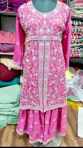 Costumes indiens modernes de créateur, non cousus, brodés à la main, tendance, pour femmes, protection solaire, haute qualité, pour les occasions traditionnelles - Product Image 3