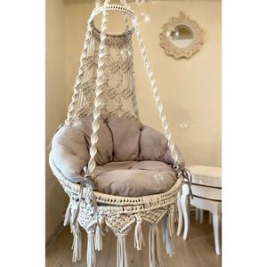 Crema macramè altalena fatta a mano (cuscino + appendiabiti in ferro) - Product Image 1