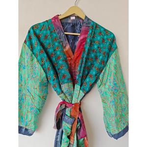 Kimono de seda Sari reciclado, bata con patrón Floral, bata de maternidad india, ropa larga térmica para verano, playa, cubierta de otoño - Product Image 5