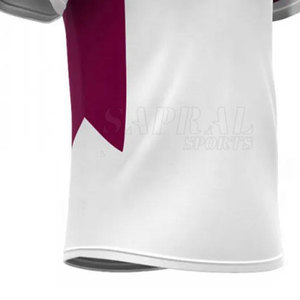 Ropa deportiva de alta calidad Equipo Cantidad a granel Conjuntos de uniformes de rugby Diseña tu propio uniforme de rugby por sublimación Hecho en poliéster - Product Image 4