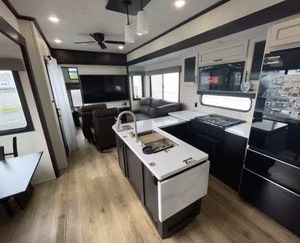 รถพ่วงท่องเที่ยวสำหรับ2024 2025 2026 F-O-R-S-T R-I-V-E-R sabre 37RVM-I-L-E-S RVs Camper motorhomes - Product Image 3