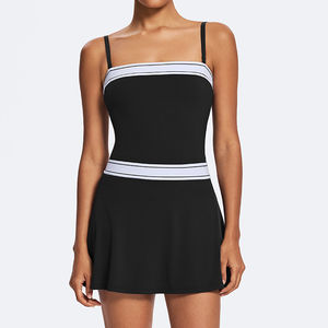 Service du fabricant Vêtements de tennis pour filles actives Couleur unie Respirant et vêtements de sport Ensemble de jupe de sport de golf pour femmes - Product Image 5