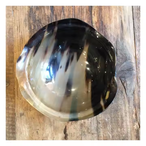 Cuencos para servir hechos a mano con un diseño de resina de color cuerno creativo Ideal como frutero o ensaladeras para el hogar y la vajilla de cocina - Product Image 3