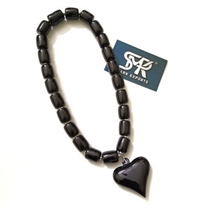 Collier tendance en perles de résine multicolores faites à la main, pendentif en forme de cœur, modèle ange, bijoux légers et tendance pour - Product Image 4