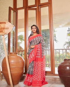 Modern Artisan Cotton <b>Sarees</b> Collection Contemporary Designs Traditional Motifs Wrinkle Free Reversible Party Wear Wholesale - Product Image 3