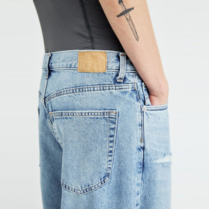 กางเกงยีนส์ผ้ายืดเข้ารูปแบบบางสำหรับผู้ชายยอดนิยมสุดคลาสสิกกางเกงยีนส์สีน้ำเงินเข้มสำหรับสวมใส่ในชีวิตประจำวัน - Product Image 3