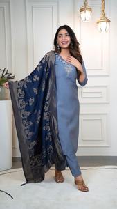 Premium traditionnel acier bleu romain soie Kurti pantalon Dupatta ensemble élégant travail à la main Design pour fête fête mariage porter des tenues - Product Image 3