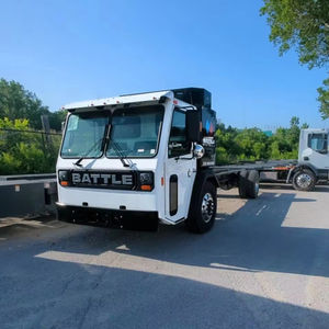 Tracteur routier diesel 6x4 de qualité industrielle pour la logistique de construction, le transport routier et le transport de conteneurs, conduite à gauche - Product Image 4