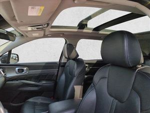 2022 S-ORENTO SX AWD SUV ไมล์น้อย เครื่องยนต์สมบูรณ์ ระบบส่งกำลัง 8 สปีด คลัตช์คู่ ระบบขับเคลื่อน DIVETRAIN 281 แรงม้า ไฟ LED พร้อมส่ง - Product Image 5