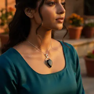 Colgante de Plata 925 con Ónix Negro en Forma de Lágrima para Mujer, Joyería de Piedras Preciosas en Oro Rosa y Platino, Diamante Talla Esmeralda, Chapado en Rodio - Product Image 3