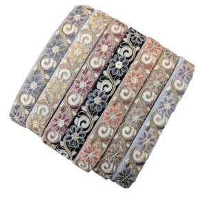 2025ที่มีคุณภาพสูงดีไซน์เนอร์ปักลูกปัดขอบลูกไม้สำหรับชุดเดรสริบบิ้นประดับเลื่อมสำหรับส่งออกอินเดีย - Product Image 1