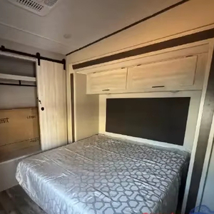 FOURNISSEUR DE NOUVEAUX MODÈLES 2024 pour les camping-cars River RV Cardinal 35FL - Product Image 6