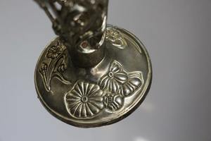 Florero de metal decorativo con diseño adornado y construcción duradera para jardín y uso interior para precio de venta de exportación - Product Image 2