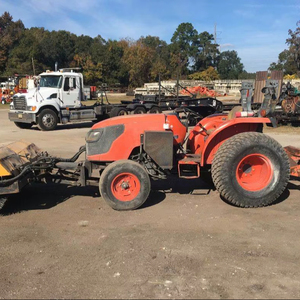 Tractor MX4700F 2010: Potente Rendimiento y Eficiencia para Diversas Necesidades Agrícolas - Product Image 1