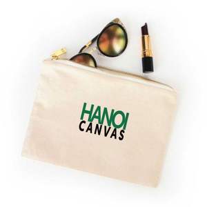 Bolsa de maquillaje reutilizable ecológica con logotipo personalizado para mujer, bolsa de lona de algodón natural liso, almacenamiento de brochas cosméticas con cremallera - Product Image 4