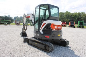 Mini-excavatrice E35R2 2022, 2-90 tonnes, chenille de chantier, moteur Isuzu, moteur Doosan, hydraulique KYB, roulement, haute capacité de creusement - Product Image 3