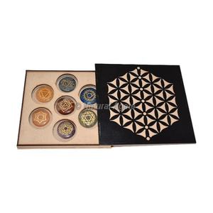 Meilleur fournisseur de pierres de chakra à symboles de géométrie divine avec boîte cadeau gravée - Product Image 1