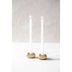 Portavelas de latón Premium de diseño elegante para mesa de cena romántica y decoración del hogar con atractivo tradicional - Product Image 1