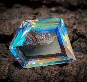Piedra preciosa de piedra lunar arcoíris en forma de fantasía Piedra preciosa lunar de fuego múltiple genuina Más elección múltiple Tamaño Wholsaler Precio Piedra preciosa - Product Image 2