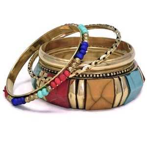 Ensemble de bracelets en laiton et résine de produit fait à la main pour les filles Party Wear Gift Item Handmade Jewelry Vintage Resin Bangle Set High Quality - Product Image 4