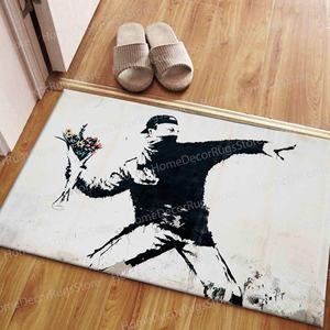 Alfombras de Banksy Lanzando Flores, Alfombras de Banksy con Motivos de Molotov, Alfombras con Grafitis de Flores, Alfombra Urbana, Alfombra de Chenilla - Product Image 1