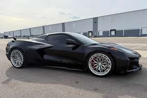 CHEVROLET CORVETTE Z06 CONVERTIBLE 2LZ 2024 USADO CON VOLANTE A LA IZQUIERDA/DERECHA - Product Image 2