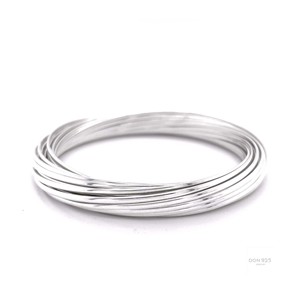 Última colección de diseñador exclusivo Brazaletes de metal plateado ligero Trendy Matt Gold Diamond Pearl Stone Disponible Todos los tamaños - Product Image 6