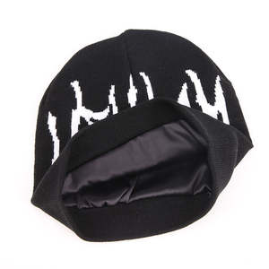 Personalizable 100% Acrílico Jacquard Logo Mohair Gorro de punto Gorros personalizados para inviernos cálidos - Product Image 4