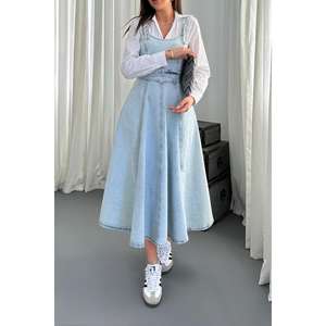 Robe en jean mi-longue à ceinture pour femme, style délavé, vente en gros - Product Image 6