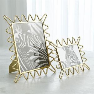 Metal <b>Photo</b> <b>Frame</b> Designed For Modern Lifestyle Decor With Elegant Finish Sturdy Structure And Refined Craft Appeal - Product Image 1