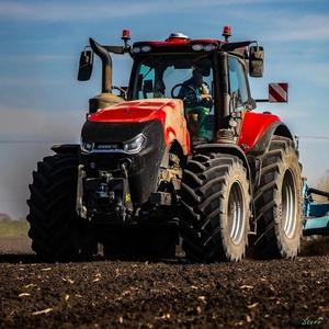 Compre el mejor precio Tractor Case IH Maquinaria agrícola 110hp Precio barato en stock Entrega rápida Buena calidad Venta al por mayor disponible - Product Image 3