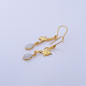 Poire Design Moonstone 22K Plaqué Or Crochet Boucles D'oreilles En Gros 925 En Argent Sterling Fabriqué en Turquie Bijoux Faits À La Main - Product Image 5